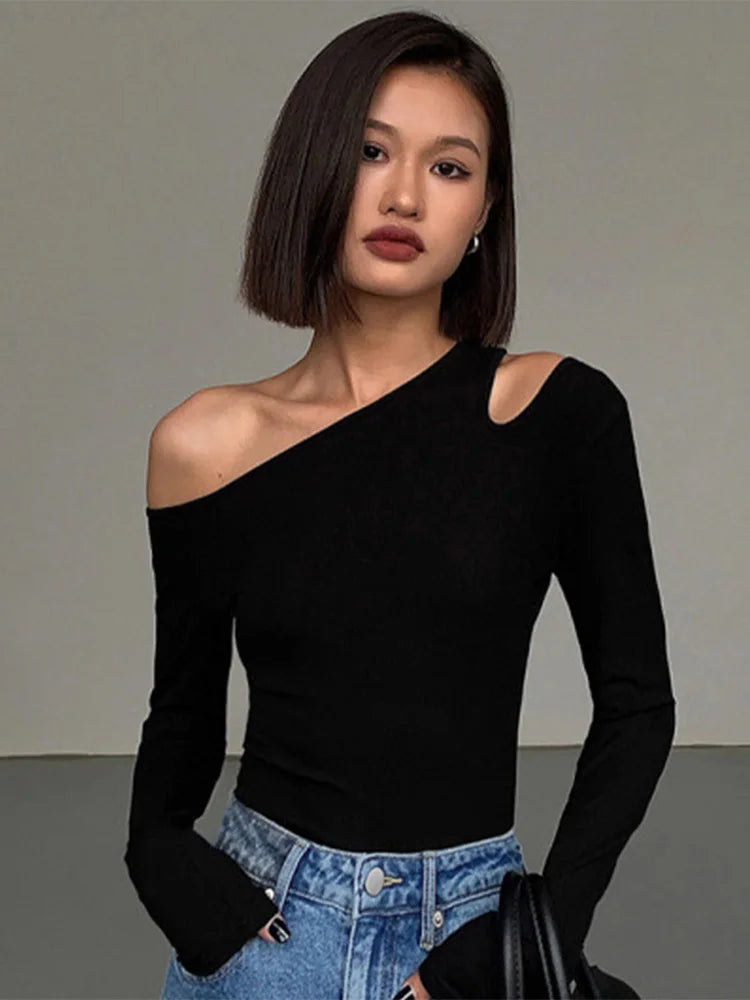 Off-shoulder Long-sleeved Top